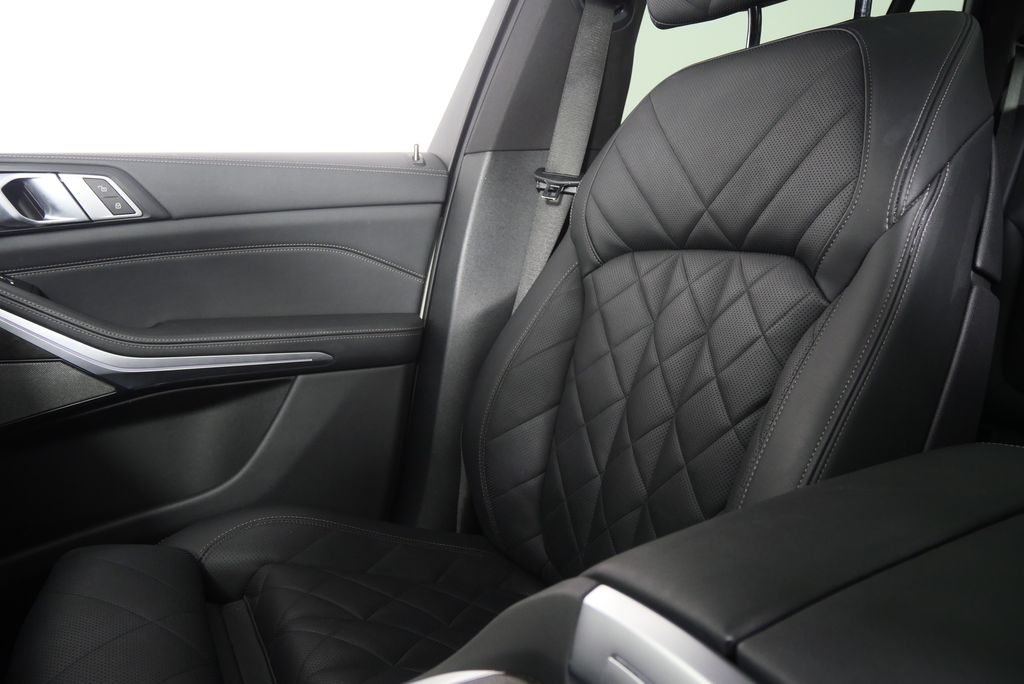 Thumbnail: 2024 BMW X5 - 28