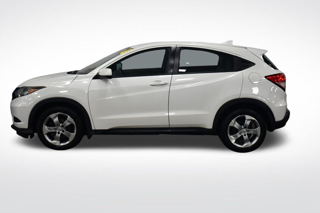 Thumbnail: 2017 Honda HR-V - 4