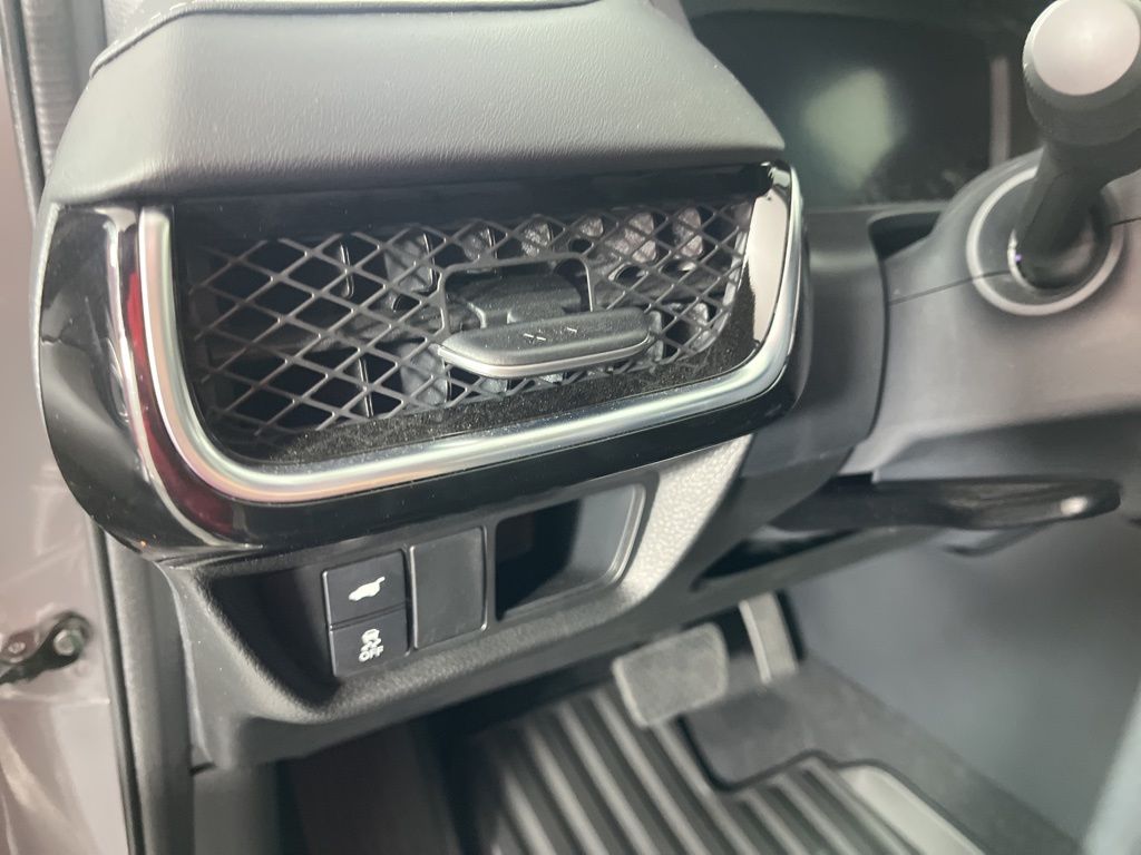 Thumbnail: 2025 Acura ADX - 28