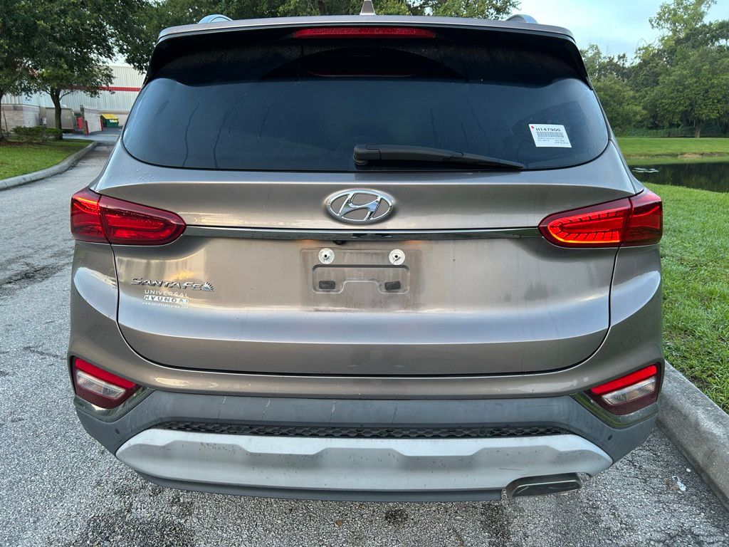 Thumbnail: 2020 Hyundai Santa Fe - 4
