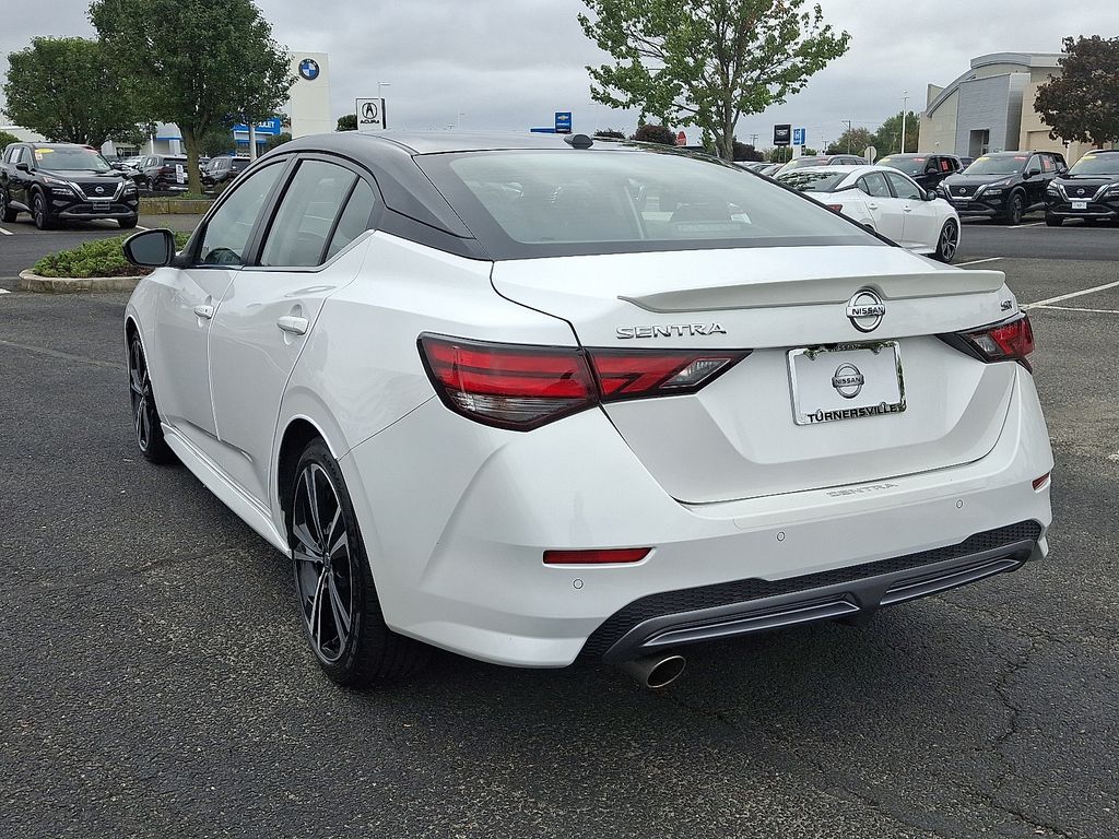 Thumbnail: 2020 Nissan Sentra - 4
