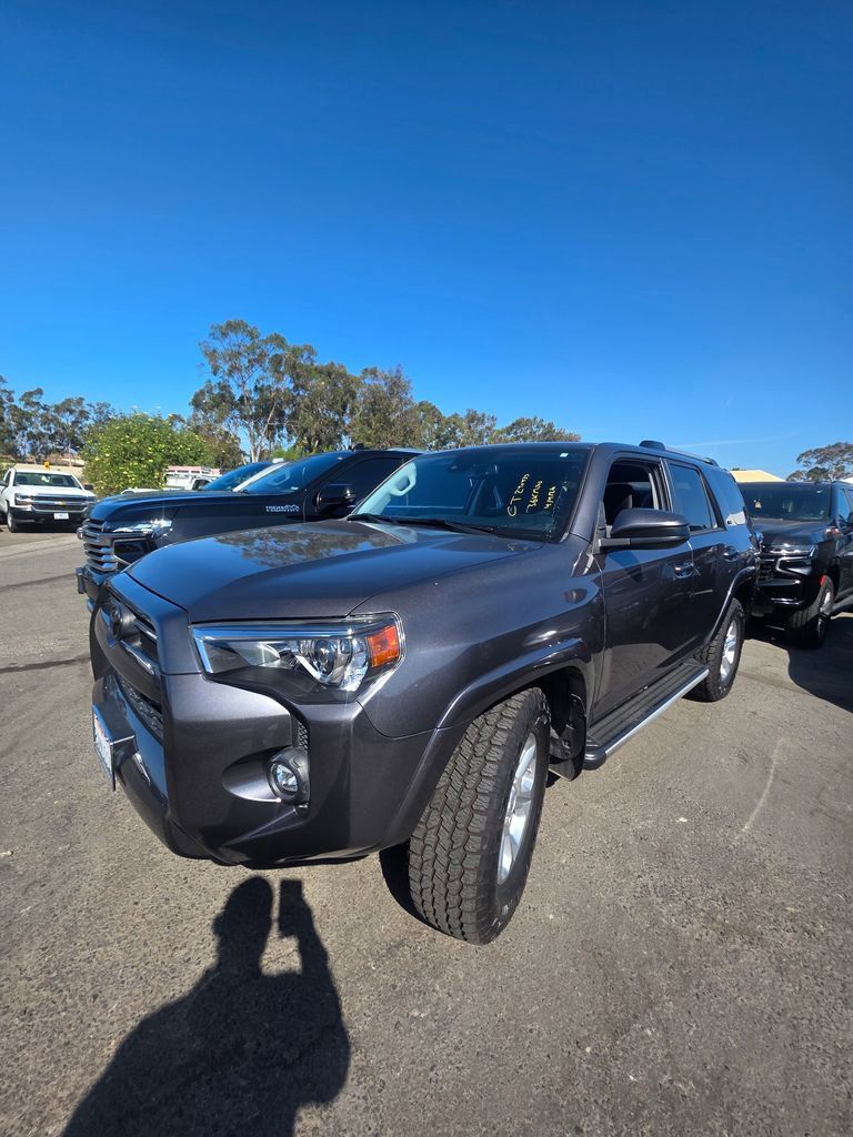 2021 Toyota 4Runner SR5 RWD