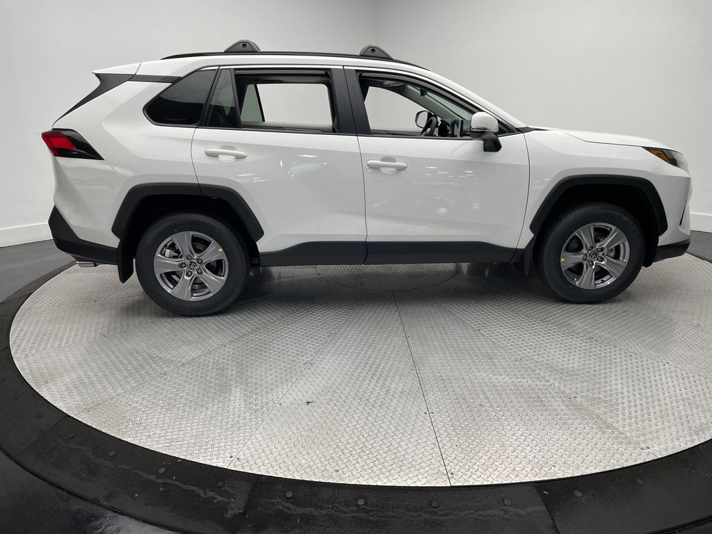 Thumbnail: 2025 Toyota RAV4 - 4