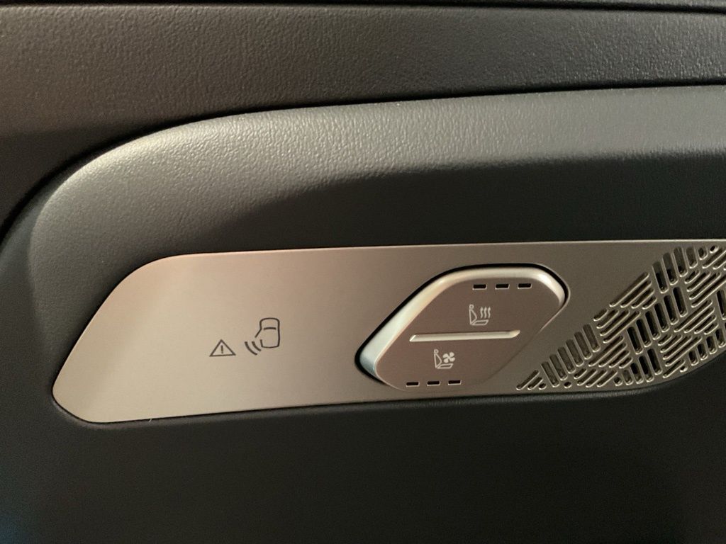 New 2027 Gray Kia SX-Prestige image 21