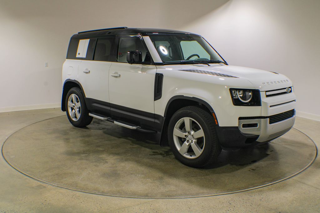 Used 2023  Land Rover S image 8