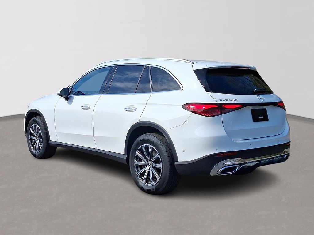 Thumbnail: 2026 Mercedes-Benz GLC - 6