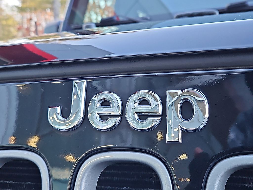 Thumbnail: 2018 Jeep Wrangler - 28