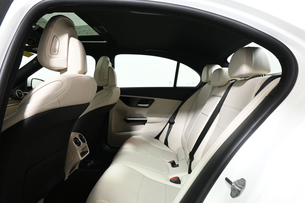 Thumbnail: 2023 Mercedes-Benz C-Class - 30