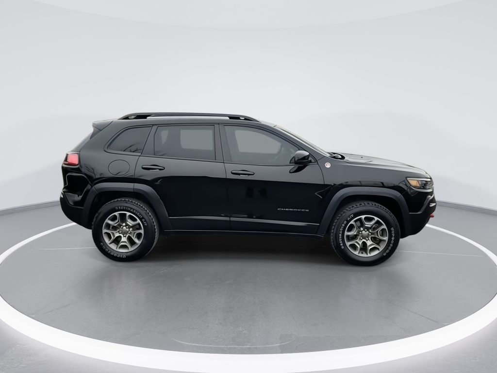 2022 Jeep Cherokee Trailhawk 9