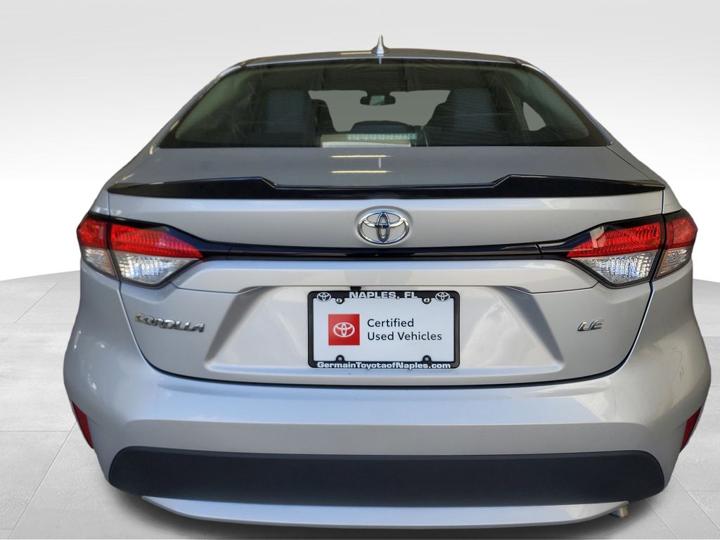 2022 Toyota Corolla LE photo 11