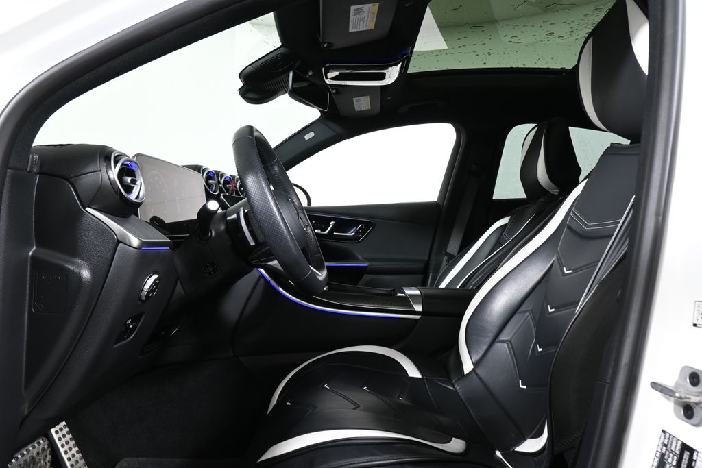 Thumbnail: 2025 Mercedes-Benz GLC - 3