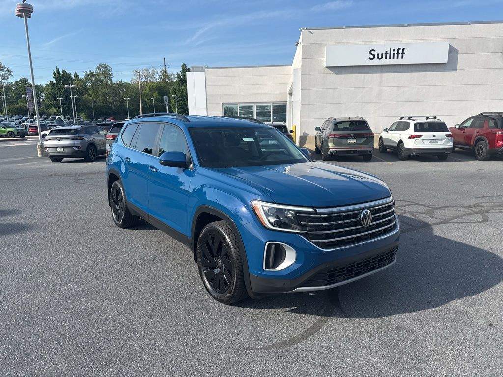 2025 Volkswagen Atlas 2.0T SE w/Technology Blue at Subaru and VW of Moon Township