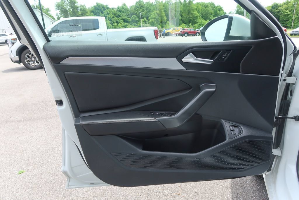 2023 Volkswagen Jetta 1.5T SE