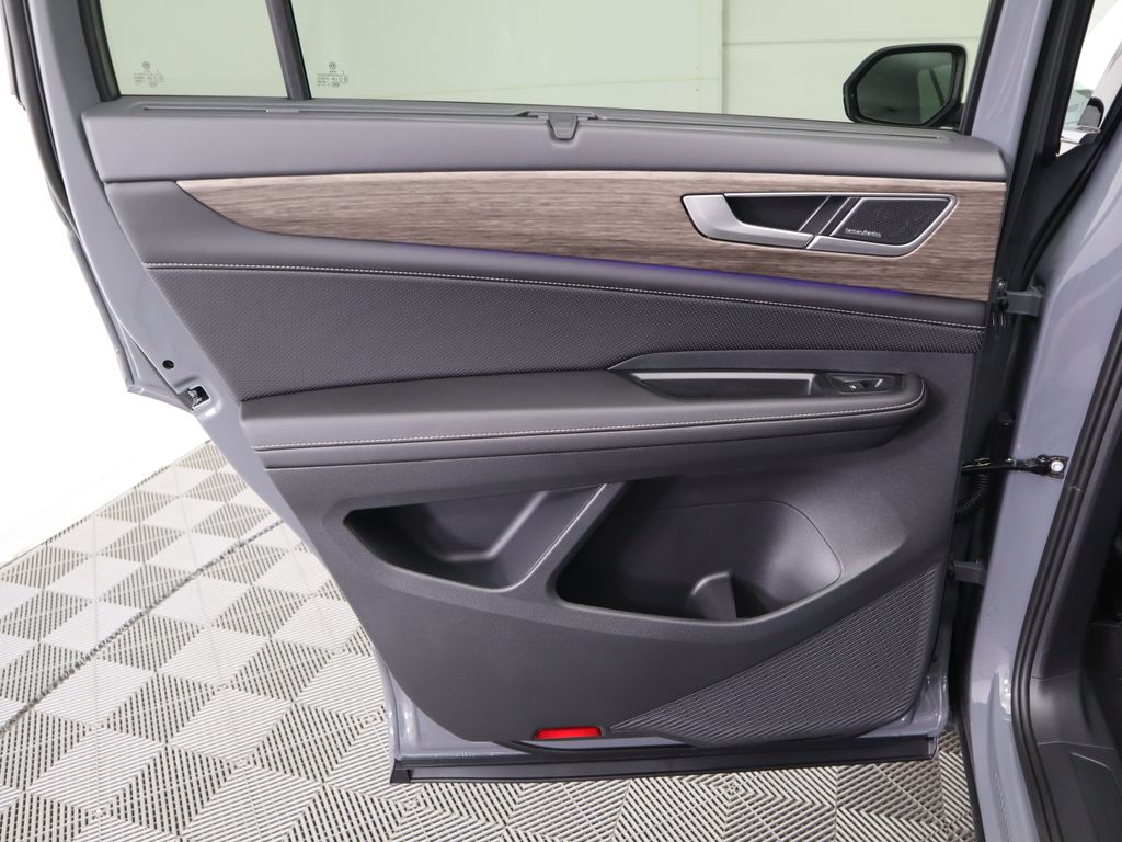 Thumbnail: 2026 Volkswagen Atlas - 28