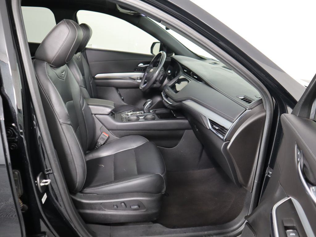 Thumbnail: 2019 Cadillac XT4 - 20