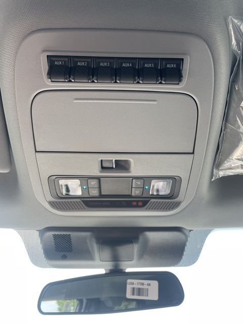 2025 Ford F-550 Chassis XL