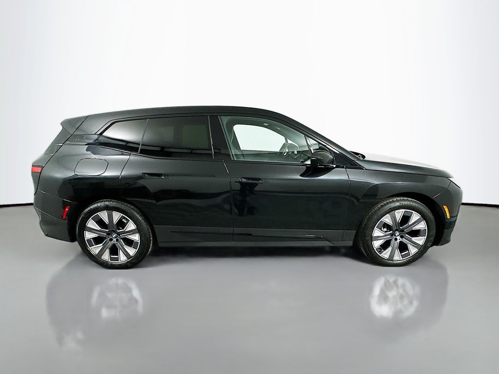 Thumbnail: 2024 BMW iX - 4