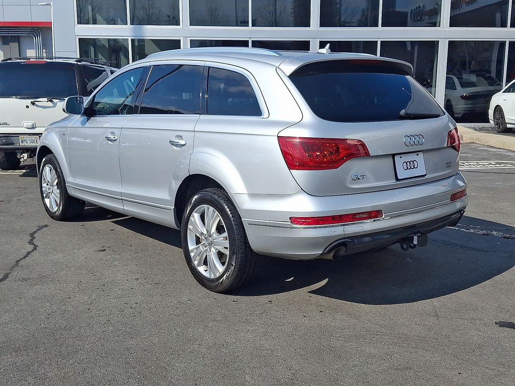 Thumbnail: 2011 Audi Q7 - 6