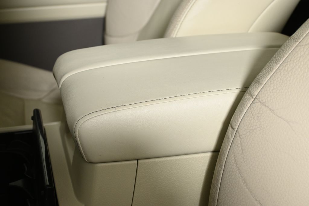 Thumbnail: 2016 Lexus GX - 27