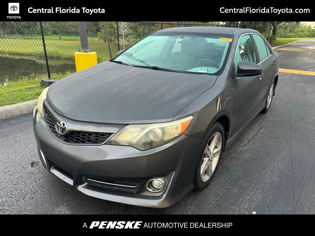 2012 Toyota Camry SE -
                Orlando, FL