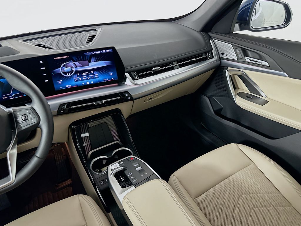 Thumbnail: 2025 BMW X1 - 22