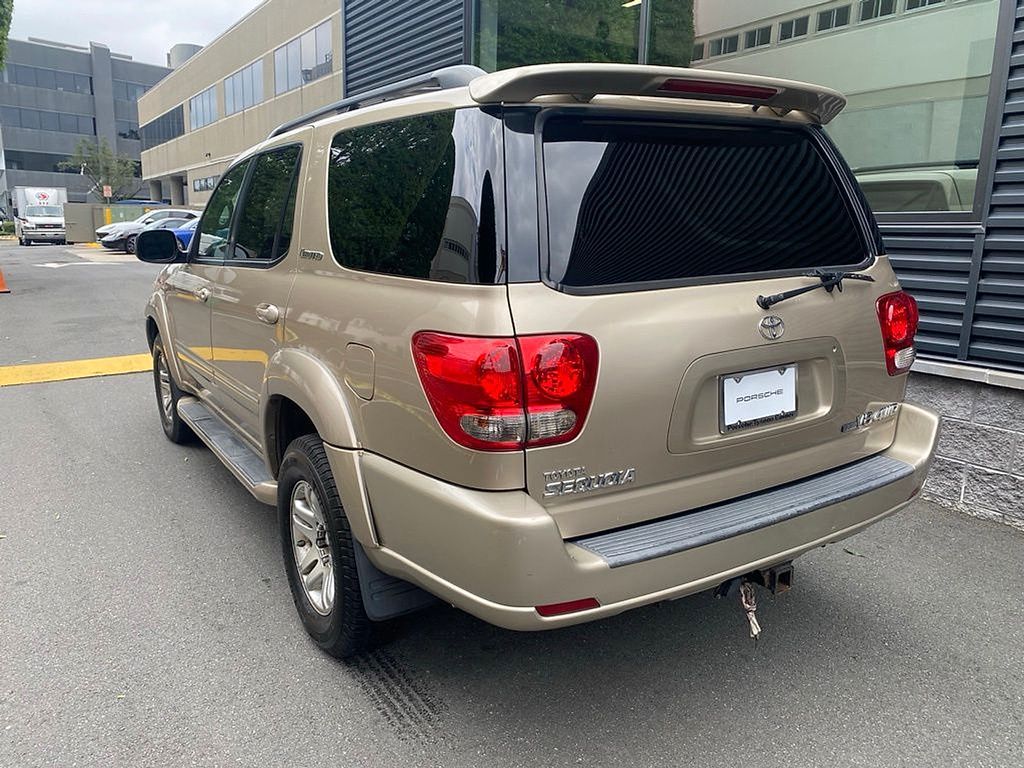 Thumbnail: 2005 Toyota Sequoia - 5