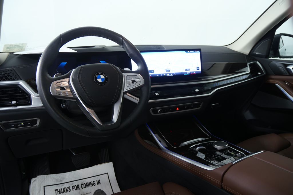 Thumbnail: 2026 BMW X7 - 20