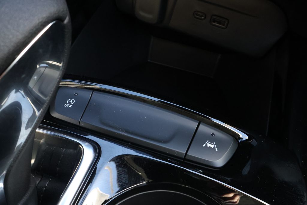 Thumbnail: 2026 Chevrolet Trax - 30