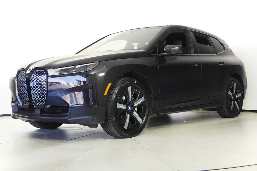 Thumbnail: 2023 BMW iX - 2