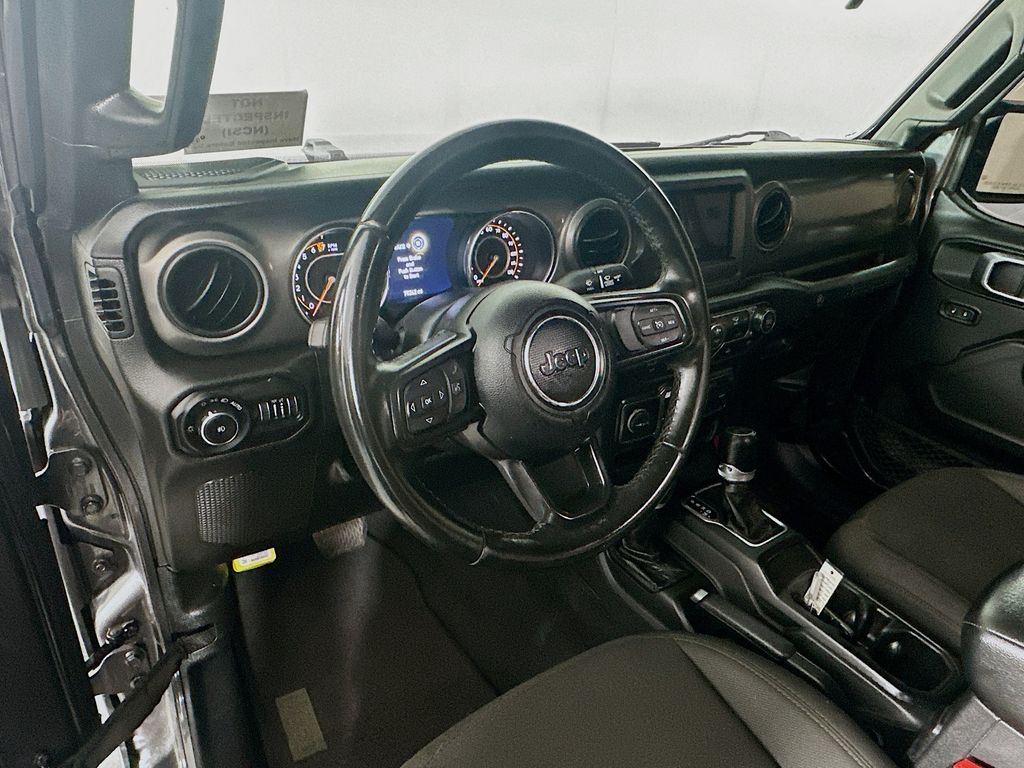 Used 2022 Gray Jeep Unlimited Sport S image 31
