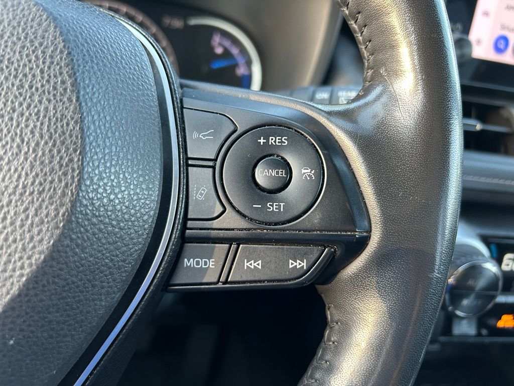 Thumbnail: 2023 Toyota RAV4 - 20