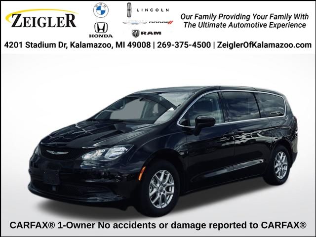 Diamond Black Crystal Pearlcoat 2024 Chrysler Voyager Minivan Front-Wheel Drive 9-Speed Automatic