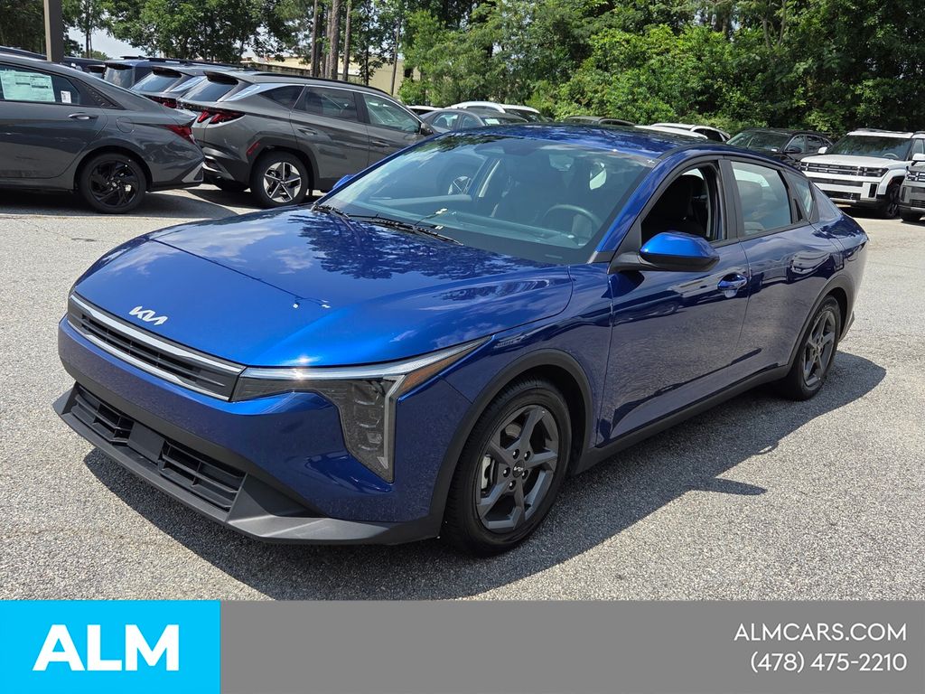 Used 2025 Blue Kia LXS image 4