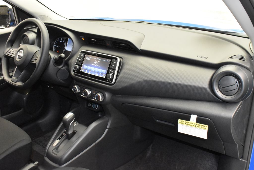 Thumbnail: 2025 Nissan Kicks - 26