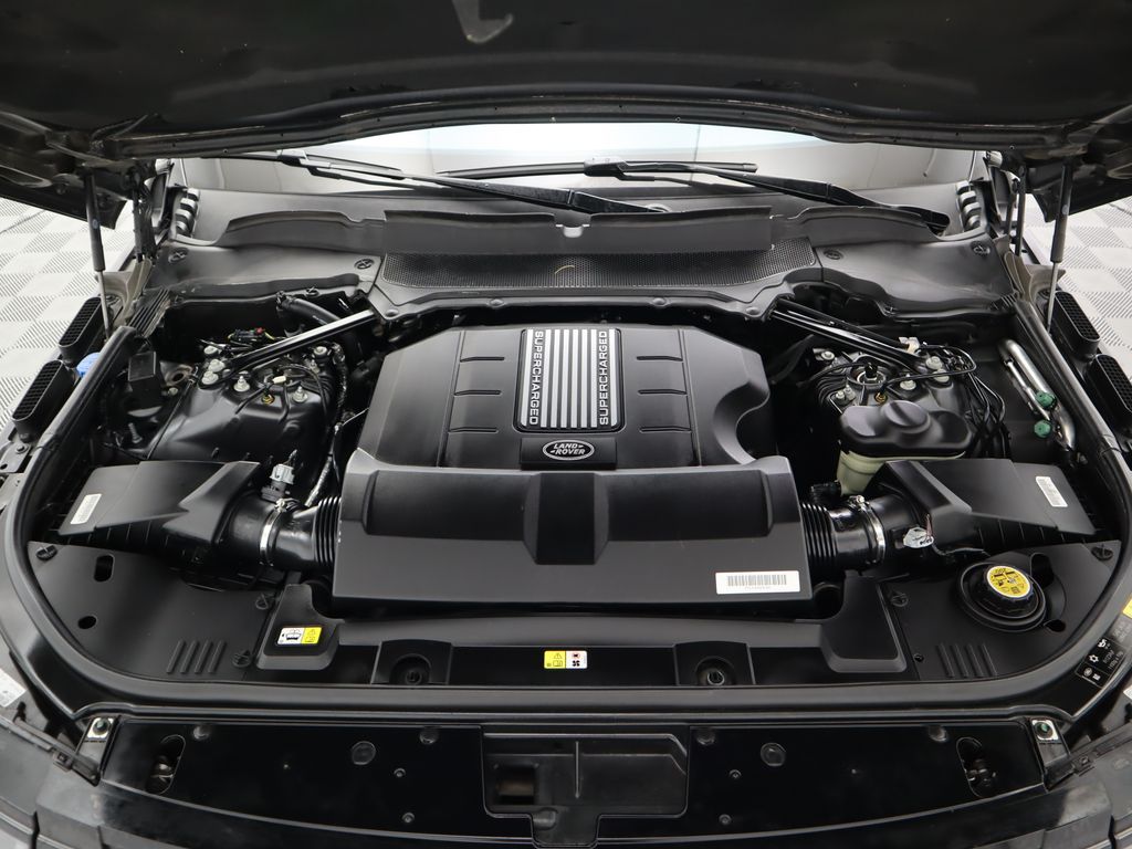 Thumbnail: 2022 Land Rover Range Rover - 29