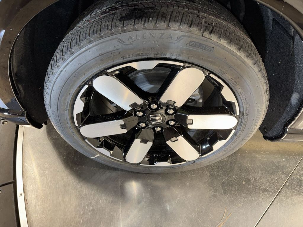 new 2026 Honda Prologue car, priced at $52,350