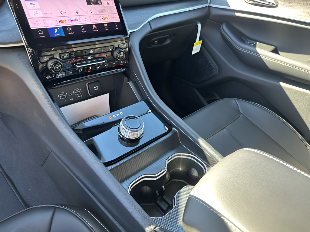 New Car 2025 Jeep Grand Cherokee L  Limited For Sale Under $50,000 In Austin, Texas