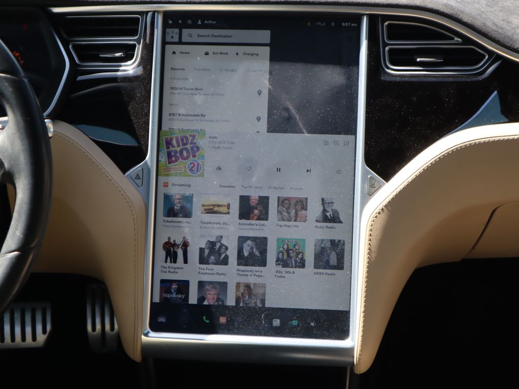 2014 Tesla Model S P85D 8