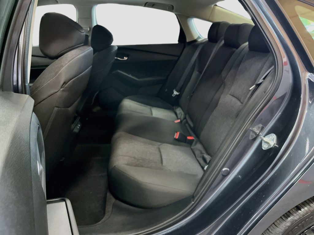 Used 2025 Charcoal Honda SE image 23