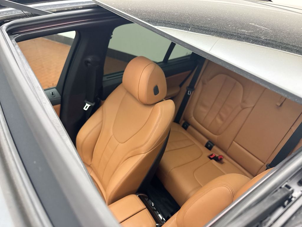 2022 BMW X5 xDrive40i 13