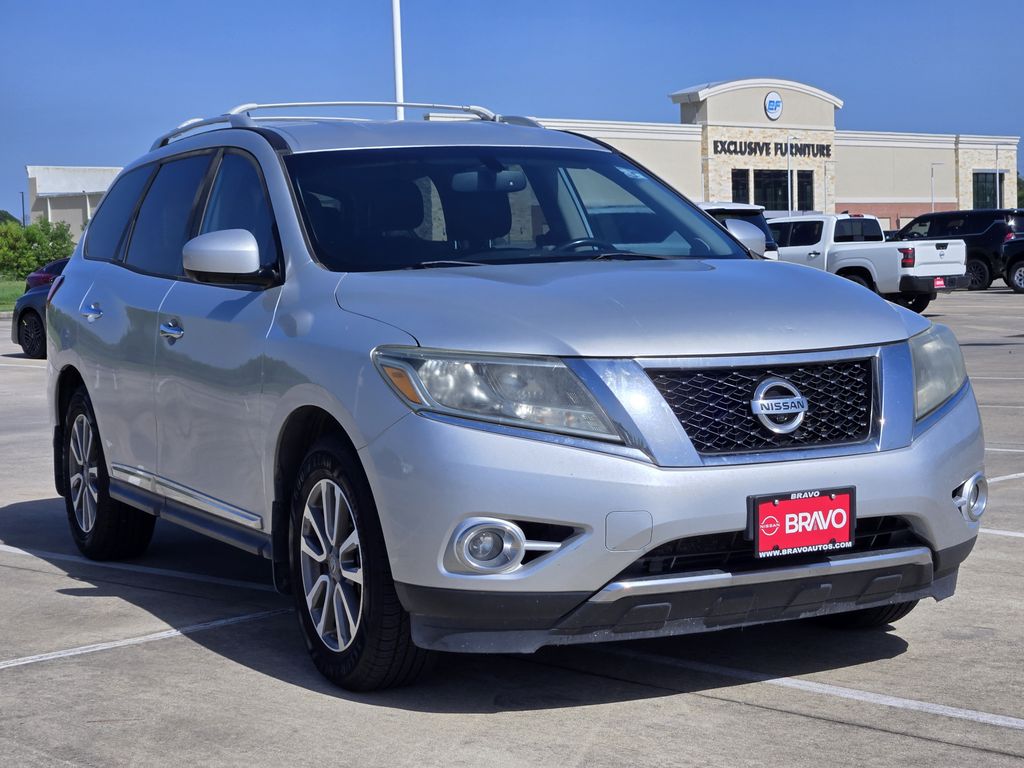 2016 Nissan Pathfinder SL Silver at Bravo Nissan
