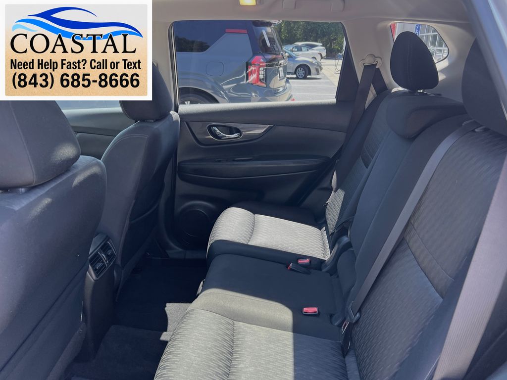 2020 Nissan Rogue SV Silver at Walterboro Ford