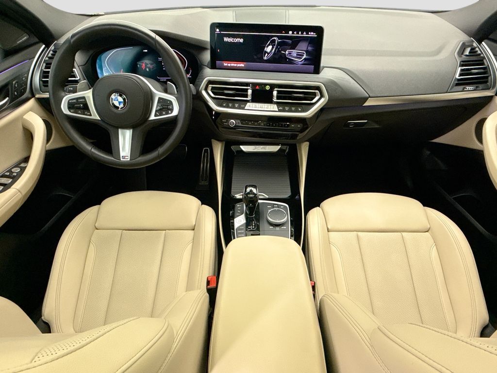 Thumbnail: 2024 BMW X4 - 13