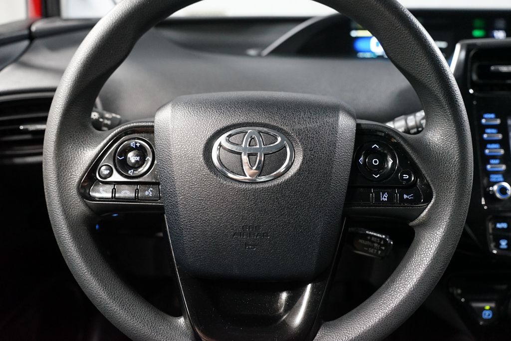 Thumbnail: 2021 Toyota Prius - 12