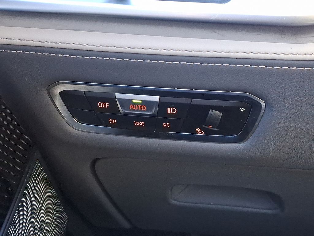 Thumbnail: 2023 BMW X7 - 26