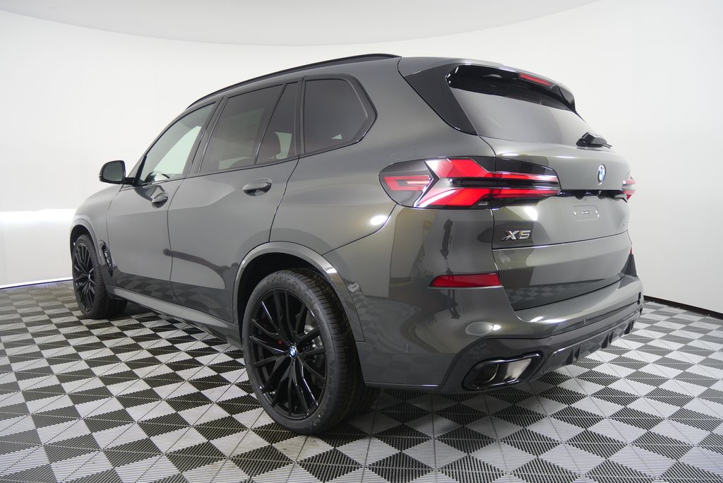 Thumbnail: 2026 BMW X5 - 5