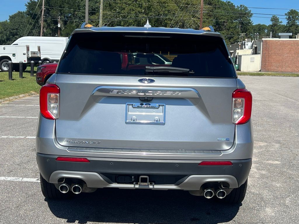 2020 Ford Explorer Platinum - 8
