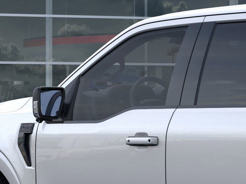 2025 Ford F-150 XLT photo 19