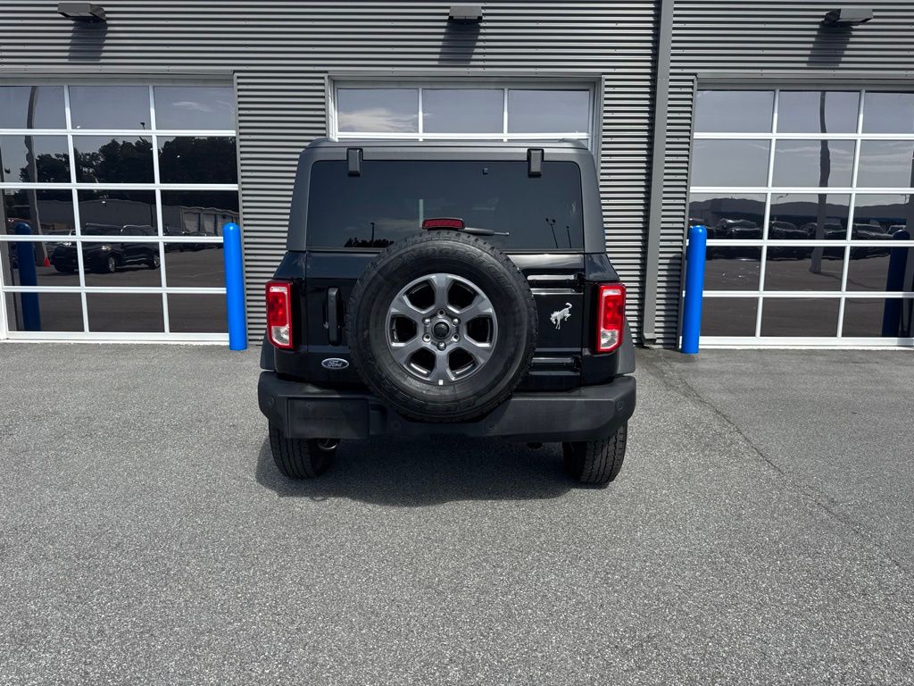 2025 Shadow Black Ford Bronco Big Bend 4X4 SUV