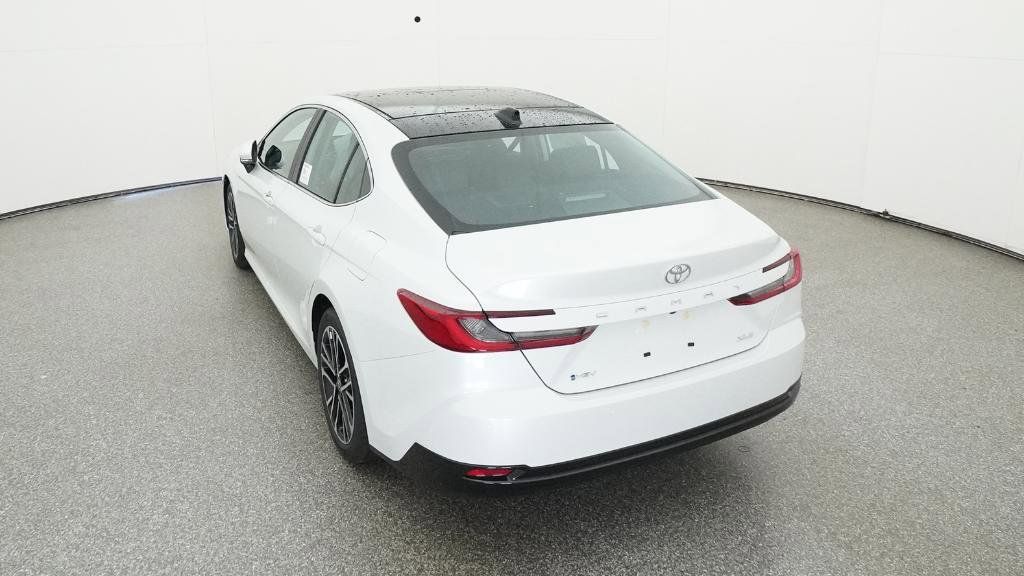 Thumbnail: 2025 Toyota Camry - 16
